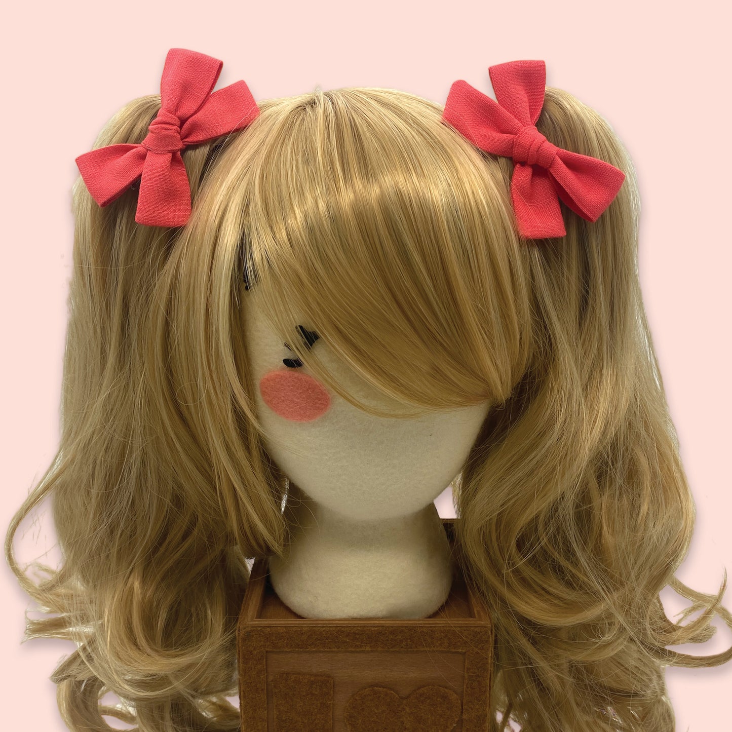 Mayvis Bow in Coral