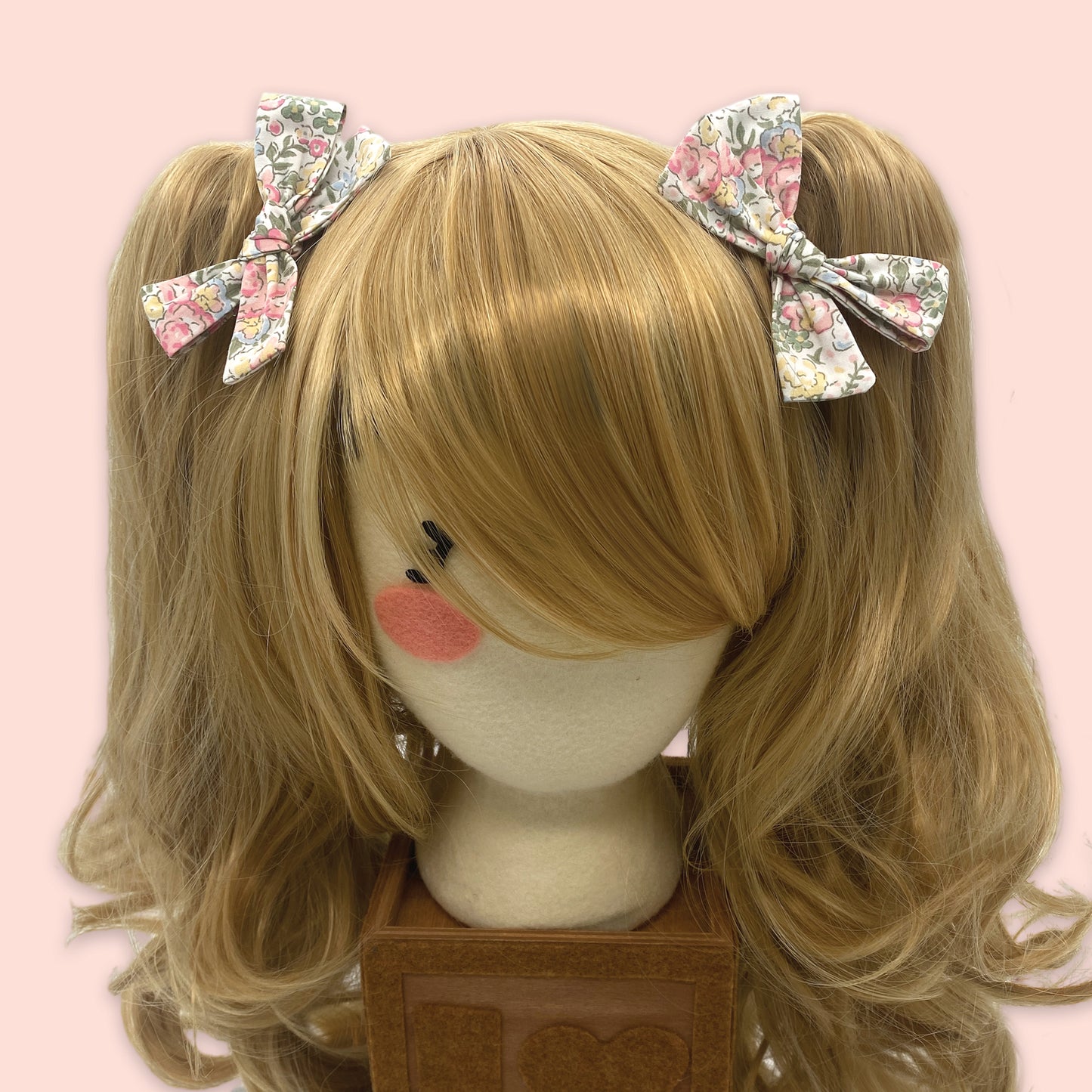 Mayvis Bow in Watercolor Calico